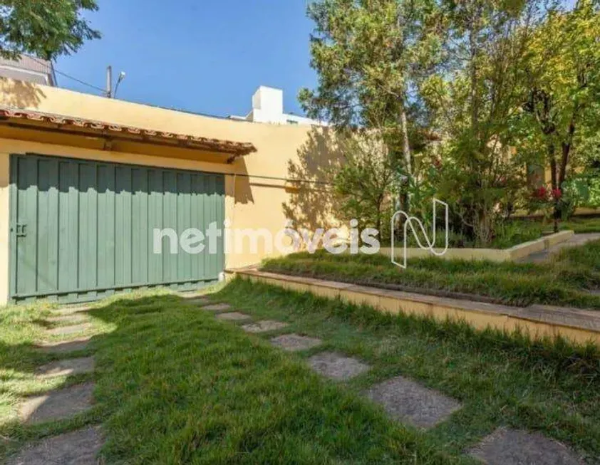 Foto 1 de Casa com 2 Quartos à venda, 230m² em Planalto, Belo Horizonte