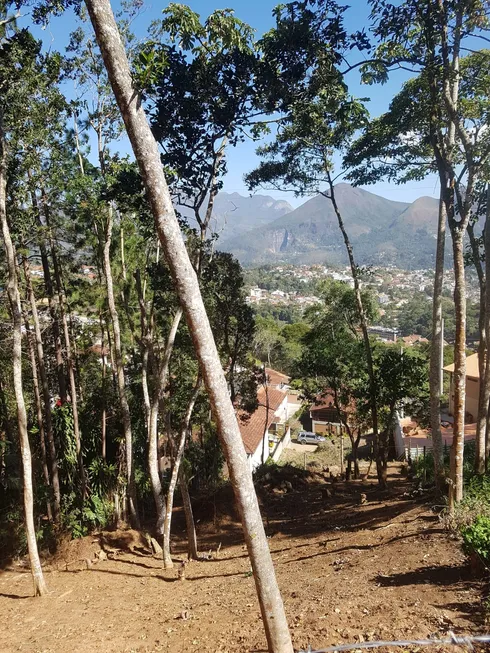 Foto 1 de Fazenda/Sítio à venda, 592m² em Braunes, Nova Friburgo