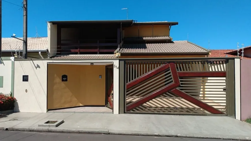 Foto 1 de Casa com 3 Quartos à venda, 184m² em Vila José Kalil Aun, Cosmópolis