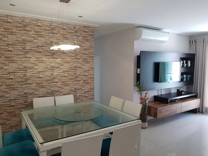 Foto 1 de Apartamento com 3 Quartos à venda, 130m² em Praia do Forte, Cabo Frio