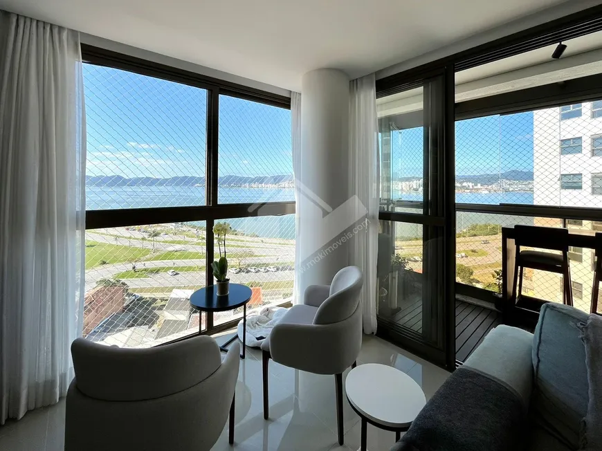 Foto 1 de Apartamento com 3 Quartos à venda, 115m² em Estreito, Florianópolis