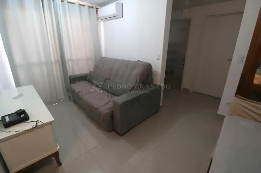 Foto 1 de Apartamento com 2 Quartos à venda, 53m² em Vila Bosque, Maringá