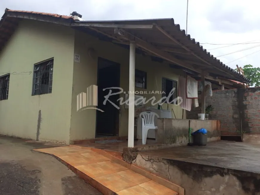Foto 1 de Casa com 2 Quartos à venda, 87m² em Residencial Araucarias, Arapongas