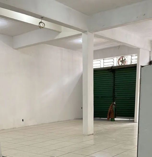 Foto 1 de Ponto Comercial para alugar, 92m² em Correas, Petrópolis