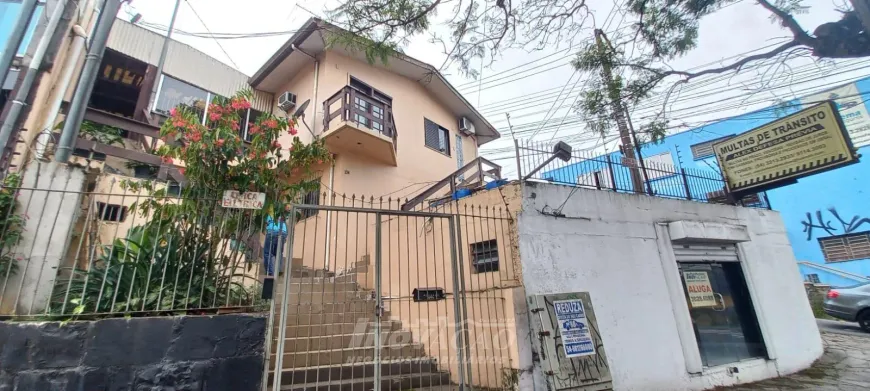 Foto 1 de Casa com 2 Quartos para alugar, 70m² em São Leopoldo, Caxias do Sul