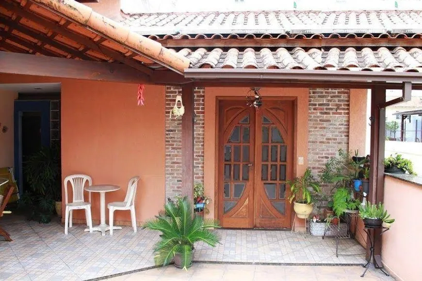 Foto 1 de Casa com 3 Quartos à venda, 220m² em Icaraí, Niterói