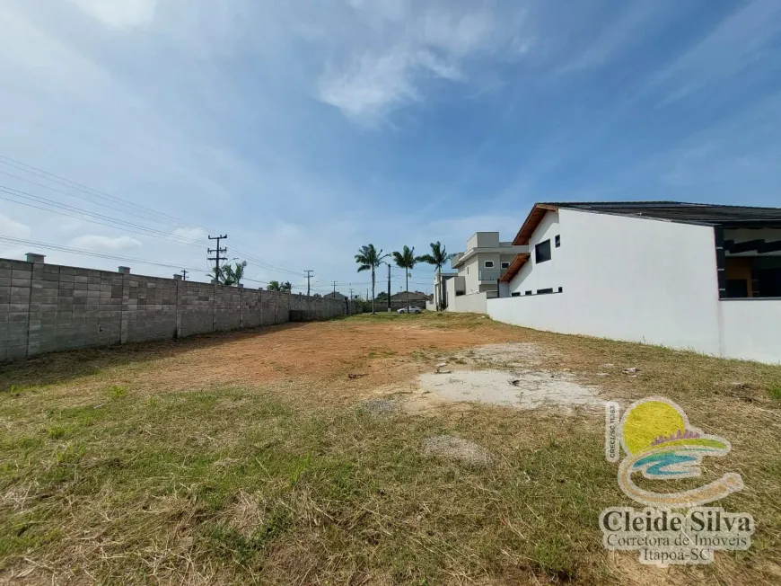 Foto 1 de Lote/Terreno à venda, 425m² em , Itapoá