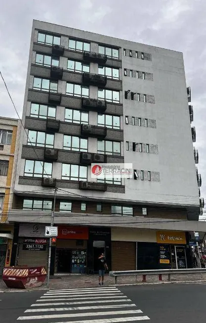 Foto 1 de Sala Comercial à venda, 22m² em Passo da Areia, Porto Alegre