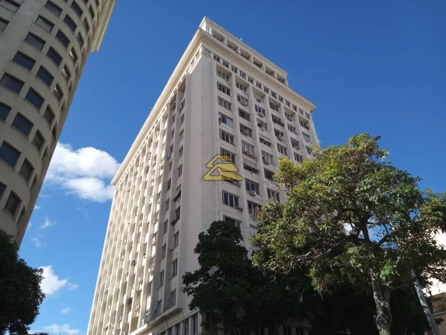 Foto 1 de Apartamento com 1 Quarto para alugar, 22m² em Centro, Rio de Janeiro