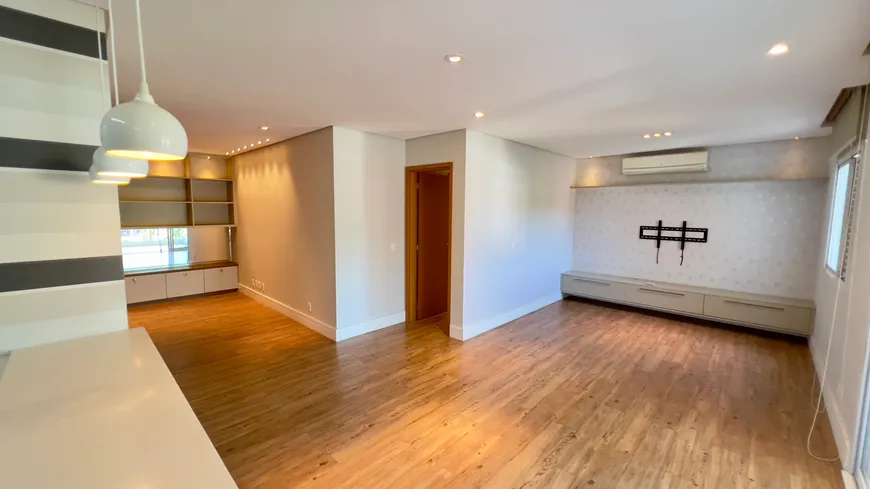 Foto 1 de Apartamento com 2 Quartos à venda, 117m² em Jardim Santa Teresa, Jundiaí