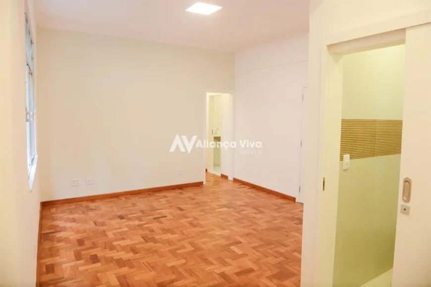 Foto 1 de Apartamento com 2 Quartos à venda, 71m² em Flamengo, Rio de Janeiro