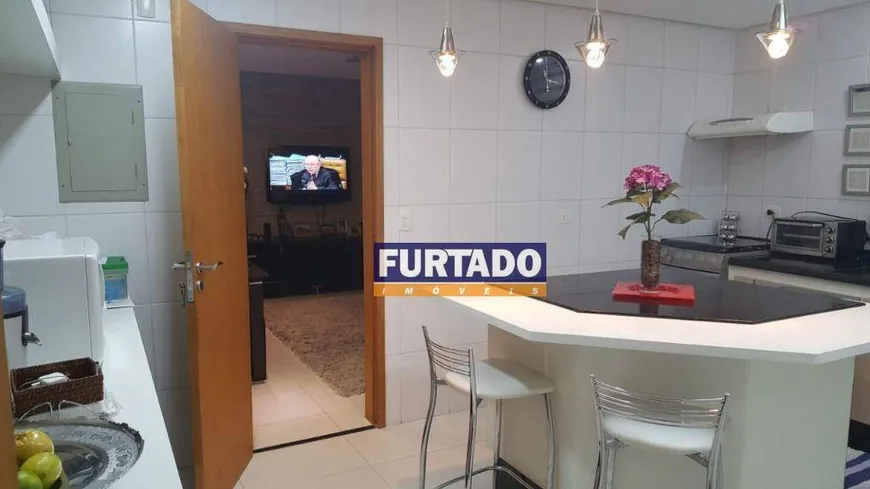 Foto 1 de Apartamento com 3 Quartos à venda, 134m² em Jardim Bela Vista, Santo André