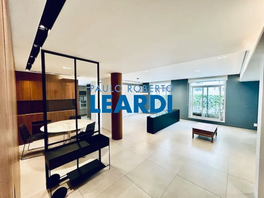 Foto 1 de Apartamento com 2 Quartos à venda, 140m² em Jardim América, São Paulo