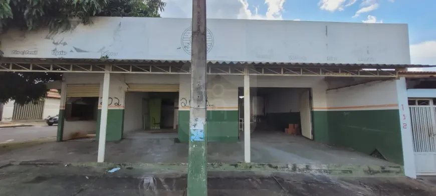 Foto 1 de Ponto Comercial à venda, 352m² em Granada, Uberlândia