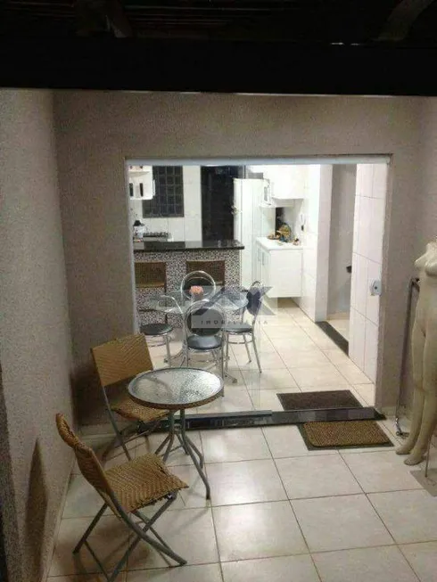 Foto 1 de Casa com 3 Quartos à venda, 140m² em Vila Mesquita, Bauru