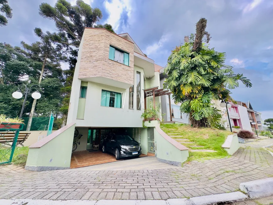 Foto 1 de Casa de Condomínio com 3 Quartos à venda, 245m² em Xaxim, Curitiba