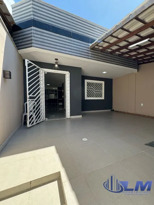 Foto 1 de Casa com 3 Quartos à venda, 60m² em Santa Monica, Guarapari