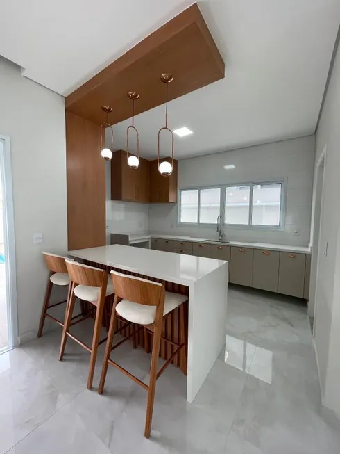 Foto 1 de Casa de Condomínio com 3 Quartos à venda, 300m² em Cidade Parquelândia, Mogi das Cruzes