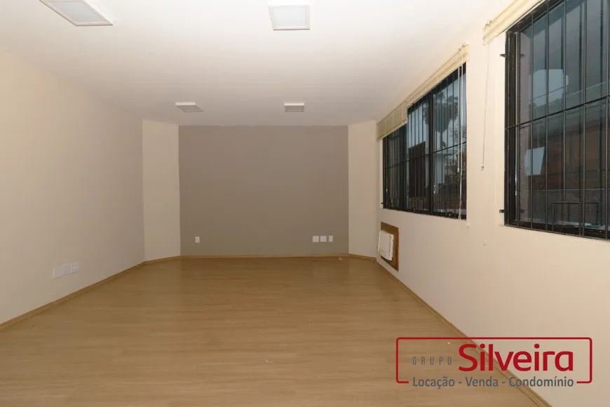 Foto 1 de Sala Comercial para venda ou aluguel, 30m² em Floresta, Porto Alegre