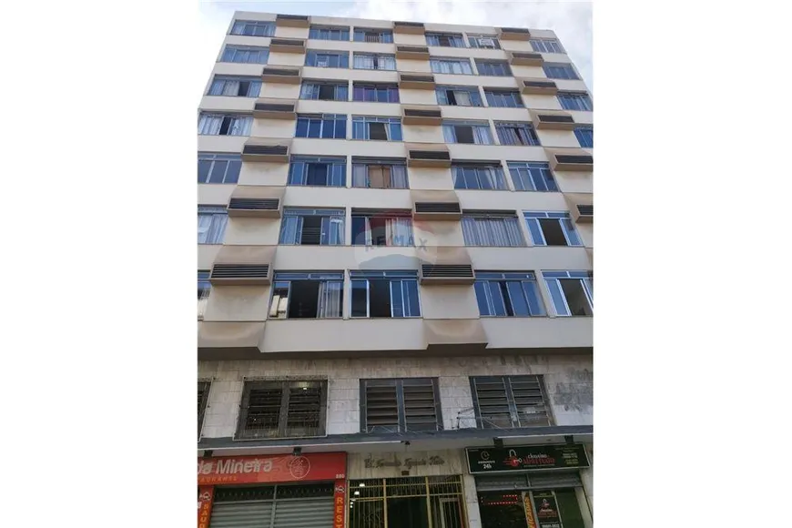 Foto 1 de Apartamento com 1 Quarto à venda, 37m² em São Mateus, Juiz de Fora