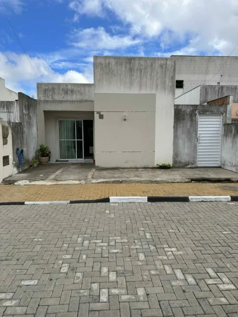 Foto 1 de Casa de Condomínio com 2 Quartos à venda, 62m² em Papagaio, Feira de Santana