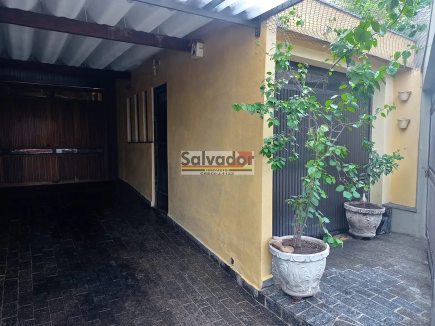 Foto 1 de Casa com 2 Quartos à venda, 210m² em Vila Santo Estéfano, São Paulo