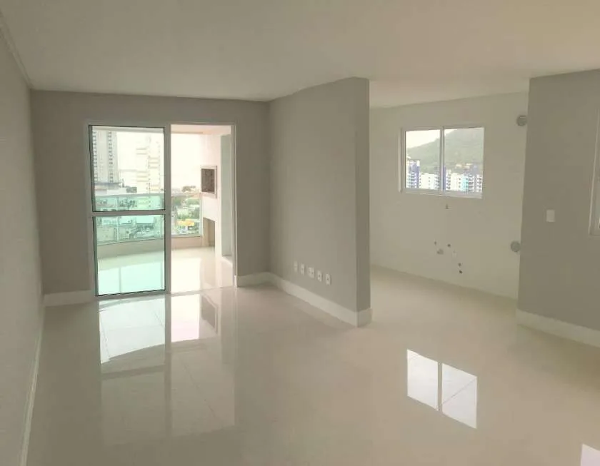 Foto 1 de Apartamento com 2 Quartos à venda, 80m² em Fazenda, Itajaí