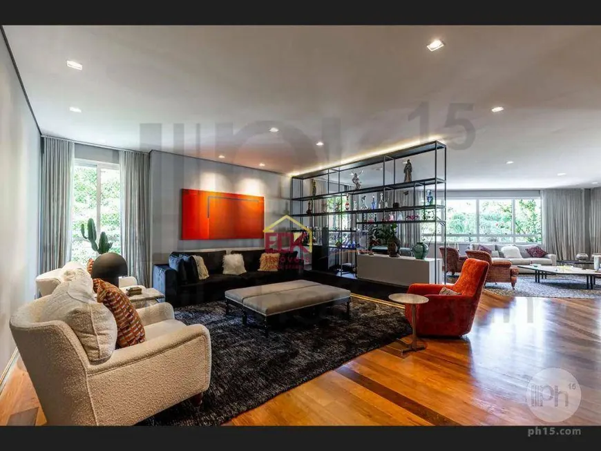 Foto 1 de Apartamento com 4 Quartos para venda ou aluguel, 447m² em Moema, São Paulo