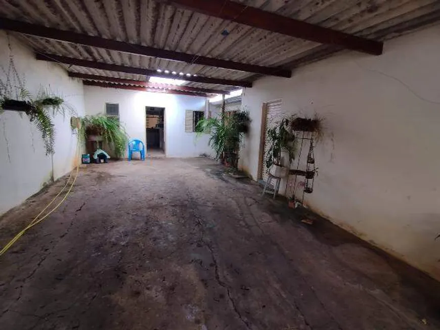 Foto 1 de Casa com 3 Quartos à venda, 220m² em Nova Uberlandia, Uberlândia