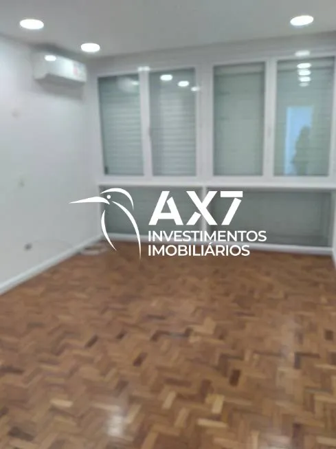 Foto 1 de Casa com 3 Quartos para alugar, 200m² em Pinheiros, São Paulo