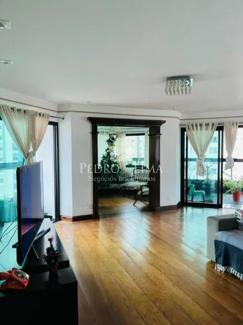 Foto 1 de Apartamento com 4 Quartos à venda, 202m² em Vila Regente Feijó, São Paulo