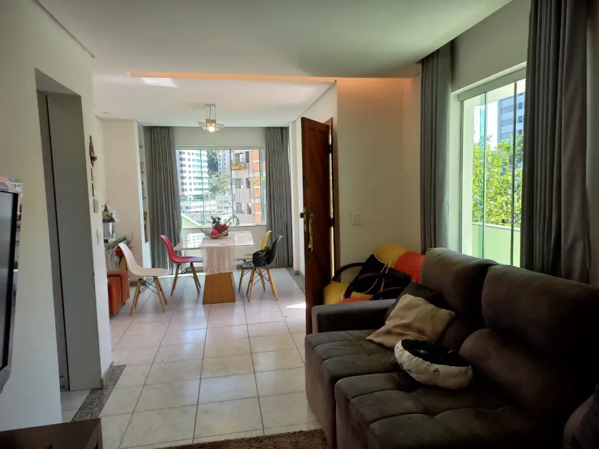 Foto 1 de Casa com 4 Quartos à venda, 234m² em Santa Lúcia, Belo Horizonte