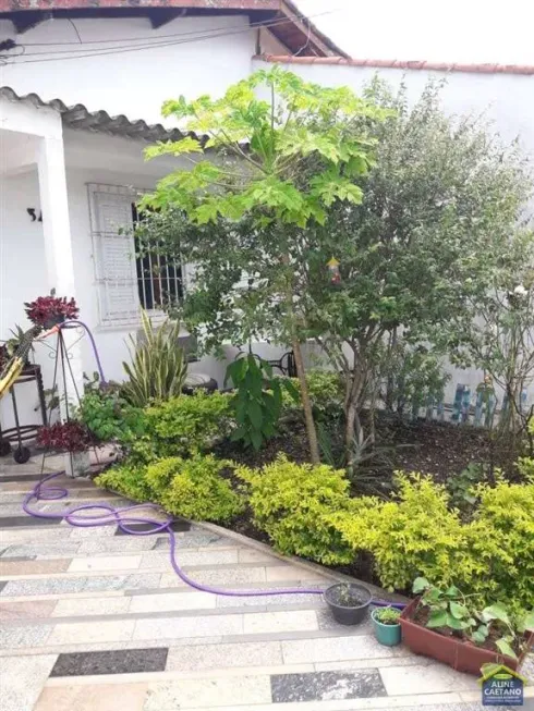 Foto 1 de Casa com 2 Quartos à venda, 110m² em Canto do Forte, Praia Grande