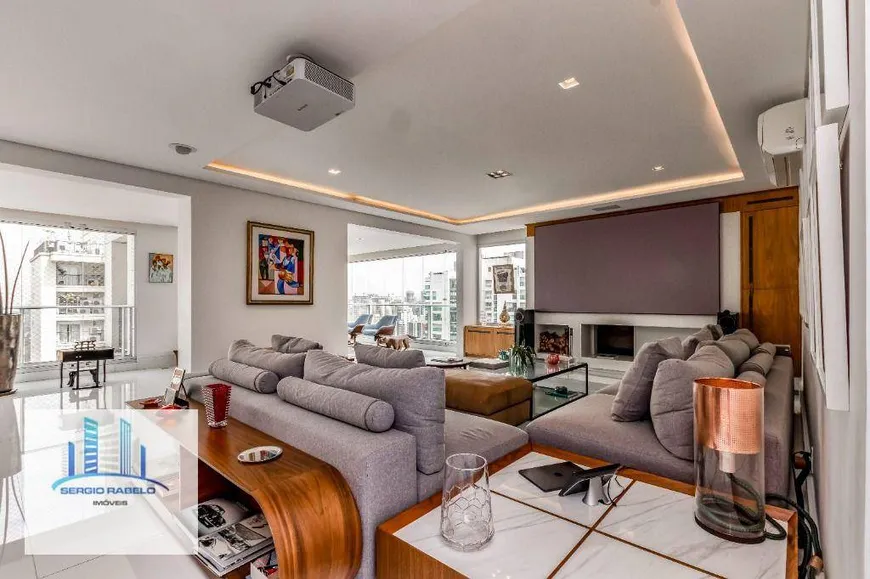 Foto 1 de Apartamento com 4 Quartos para venda ou aluguel, 370m² em Campo Belo, São Paulo