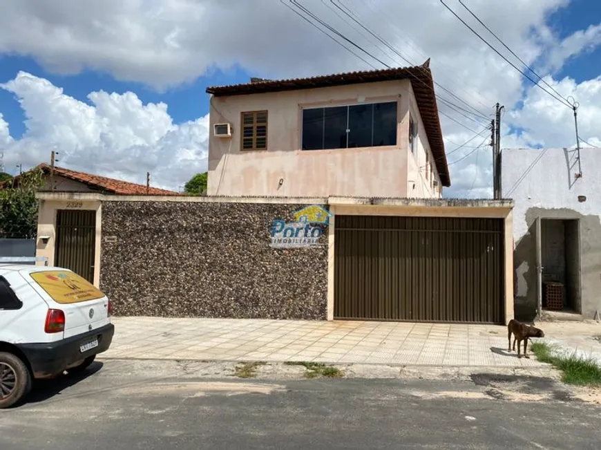 Foto 1 de Casa com 3 Quartos à venda, 375m² em Fátima, Teresina