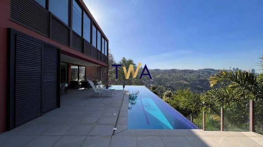 Foto 1 de Casa de Condomínio com 6 Quartos à venda, 440m² em Vila  Alpina, Nova Lima