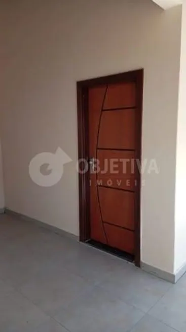 Foto 1 de Casa com 3 Quartos à venda, 132m² em Jardim Patrícia, Uberlândia