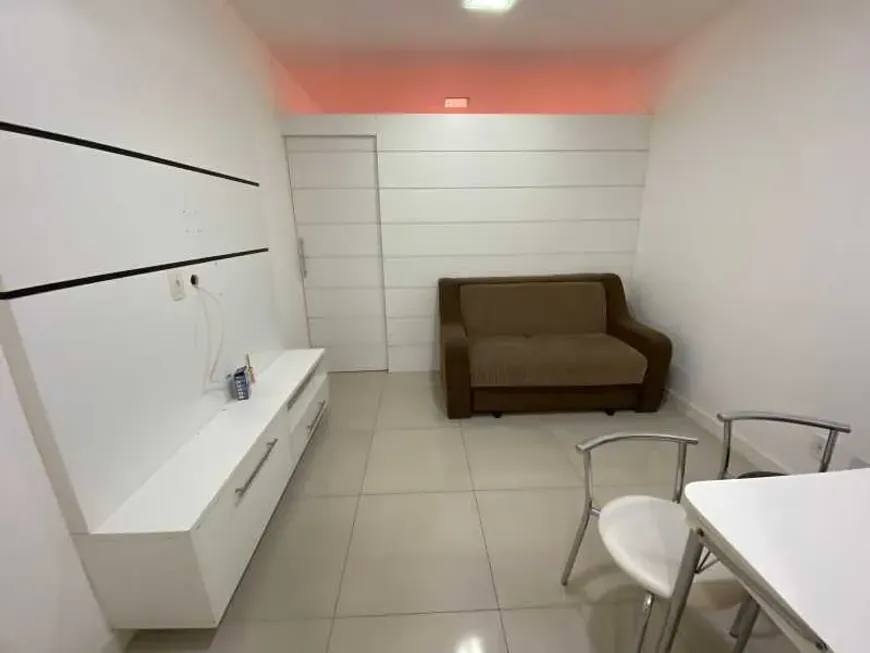 Foto 1 de Apartamento com 1 Quarto à venda, 42m² em Copacabana, Rio de Janeiro