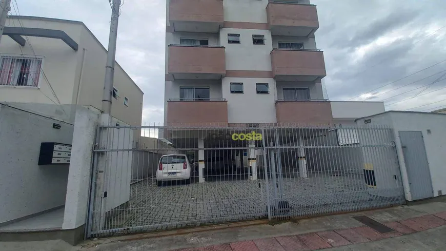 Foto 1 de Apartamento com 2 Quartos para alugar, 72m² em Caminho Novo, Palhoça