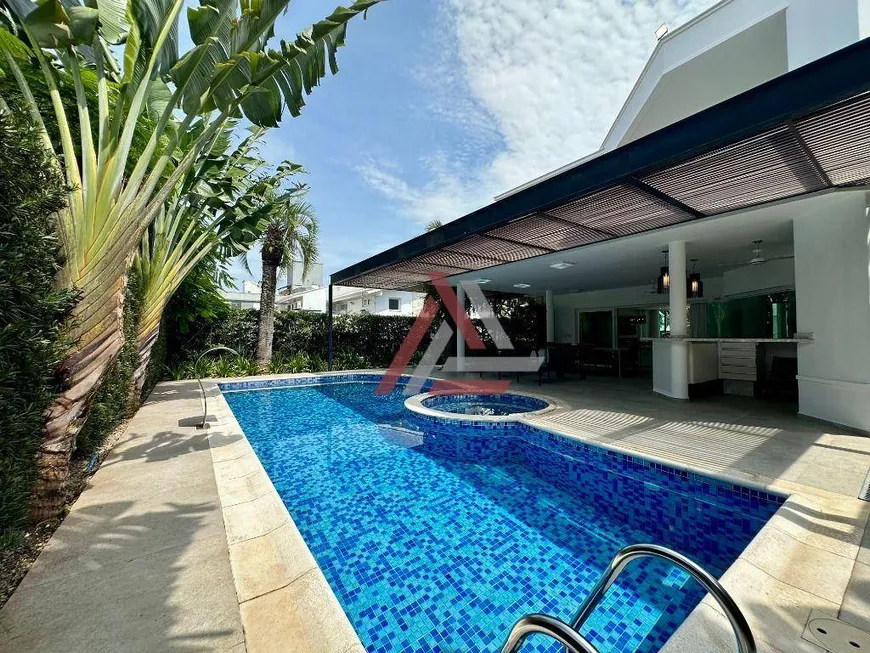 Foto 1 de Casa de Condomínio com 4 Quartos à venda, 476m² em Jurerê Internacional, Florianópolis
