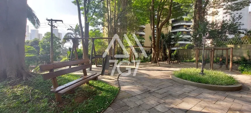 Foto 1 de Apartamento com 3 Quartos à venda, 107m² em Morumbi, São Paulo