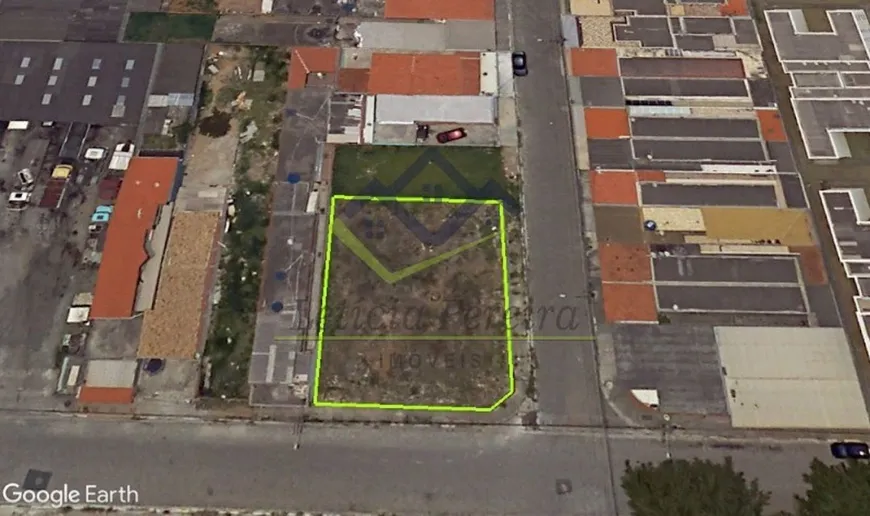 Foto 1 de Lote/Terreno à venda, 518m² em Vila Nova Urupes, Suzano