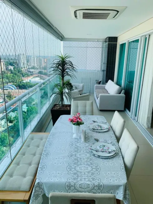 Foto 1 de Apartamento com 4 Quartos para alugar, 215m² em Adrianópolis, Manaus