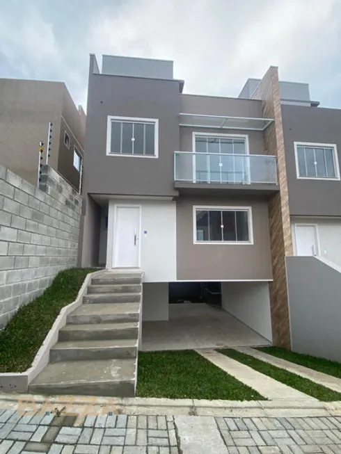 Foto 1 de Sobrado com 3 Quartos à venda, 208m² em Campo Comprido, Curitiba