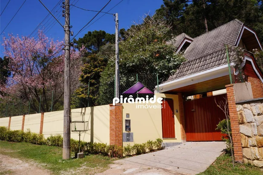 Foto 1 de Casa com 4 Quartos à venda, 350m² em Vila Capivari, Campos do Jordão