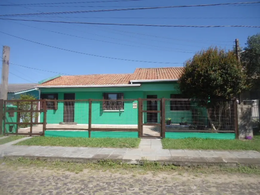 Foto 1 de Casa com 2 Quartos à venda, 100m² em Capao Novo, Capão da Canoa