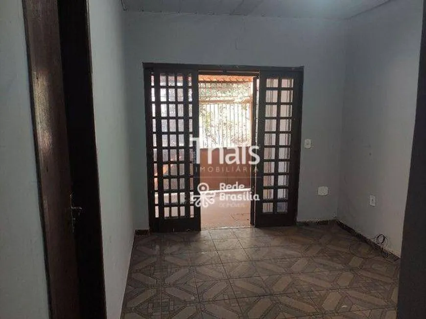 Foto 1 de Casa com 2 Quartos à venda, 180m² em Samambaia Norte, Samambaia