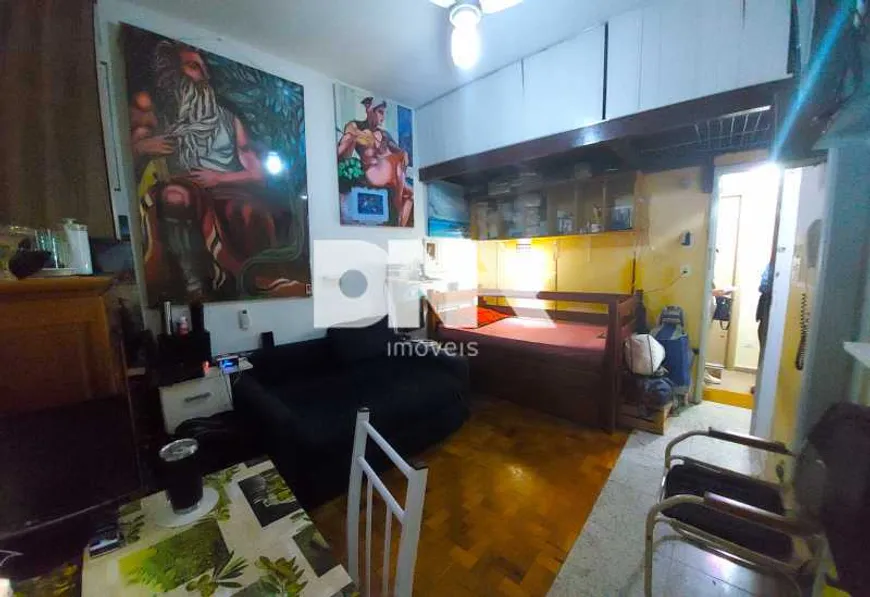 Foto 1 de Kitnet com 1 Quarto à venda, 22m² em Leme, Rio de Janeiro