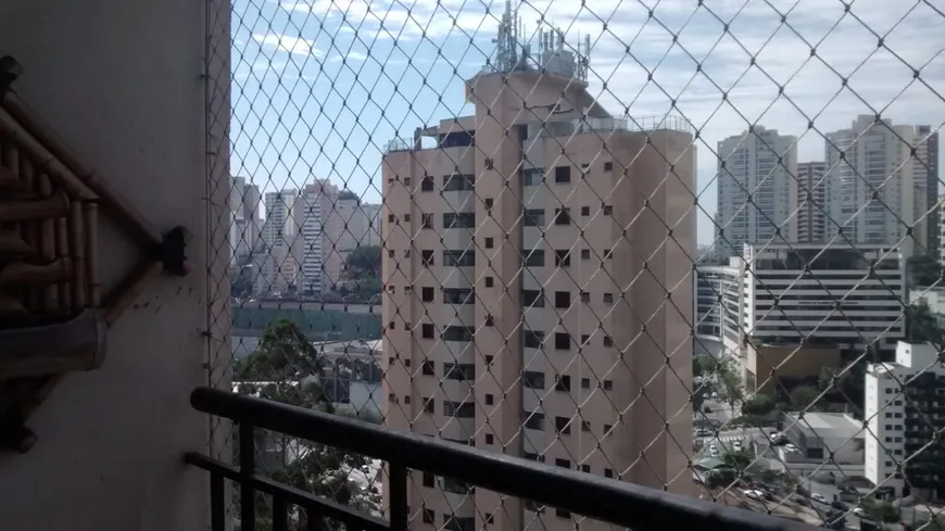 Foto 1 de Apartamento com 3 Quartos à venda, 62m² em Morumbi, São Paulo