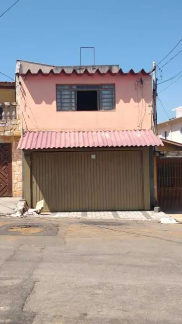 Foto 1 de Casa com 4 Quartos à venda, 250m² em Vila Ré, São Paulo